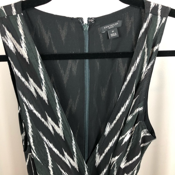 Ann Taylor V-neck Zig Zag Wrap Dress 6P - Picture 3 of 7